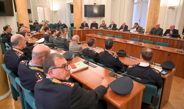 La riunione in Prefettura per il protocollo sicurezza a Malpensa  (foto Blitz)
