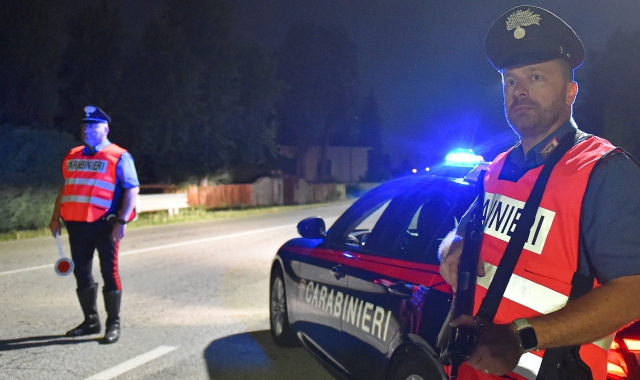 I  carabinieri sono intervenuti l’altra sera in via Re Depaolini e hanno fermato due ragazzi: la zona sarà ora tenuta sotto controllo