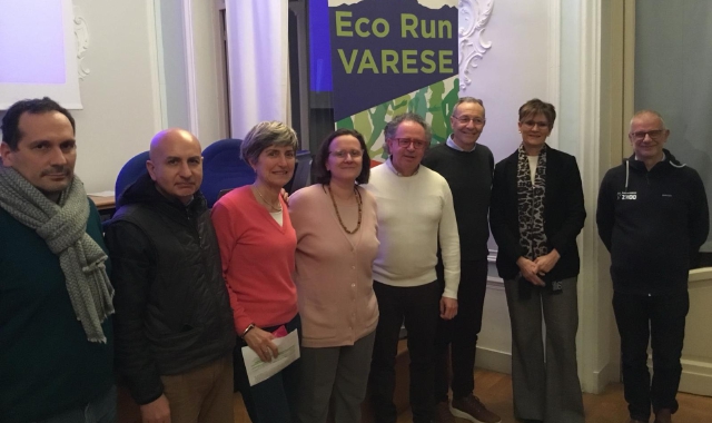 I relatori della conferenza EcoRun Varese 2024 a Villa Recalcati