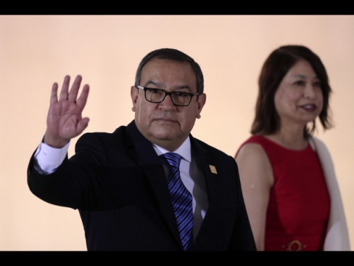 Si è dimesso il premier del Perù accusato di corruzione
