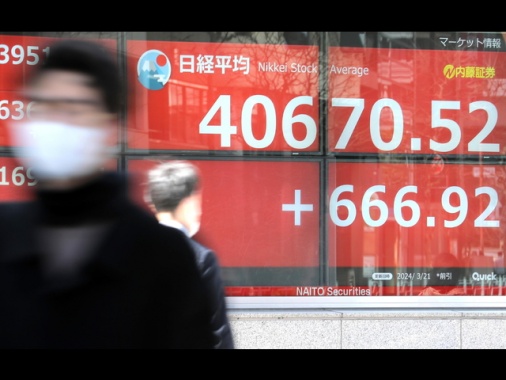 Borsa: a Tokyo, apertura in rialzo (+0,27%)