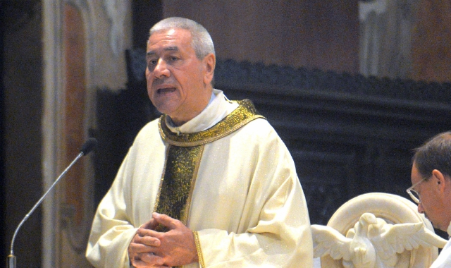 Il vicario episcopale don Franco Gallivanone, 68 anni: sette mesi fa è stato scelto da monsignor Delpini per guidare le parrocchie dell’area nord di Varese