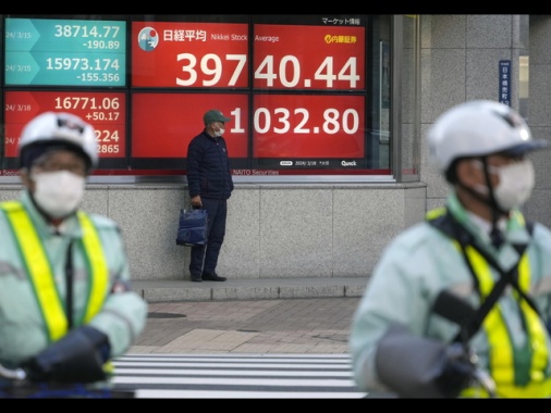Borsa: Tokyo, apertura in rialzo (+0,48%)
