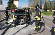 Auto in fiamme a Venegono e Cairate