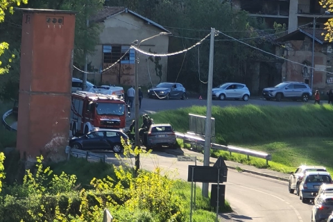 Frontale tra Viggiù e Bisuschio: traffico in tilt