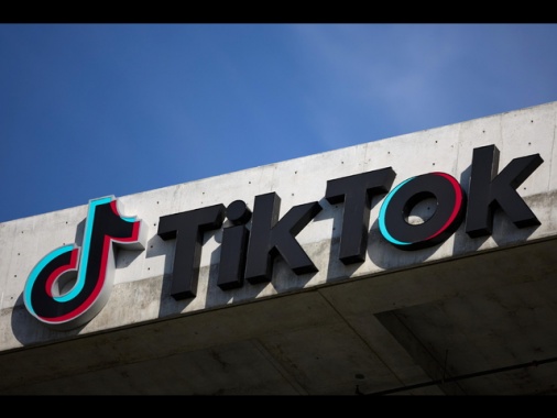 TikTok sospende sistema a premi di Lite dopo l'indagine Ue