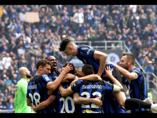 L'Inter campione vince ancora, Torino battuto 2-0