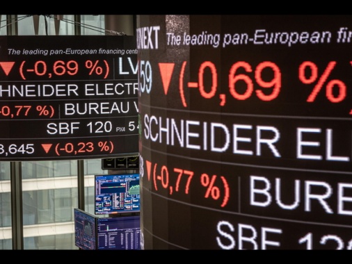 Borsa: l'Europa apre poco mossa, Parigi -0,03%