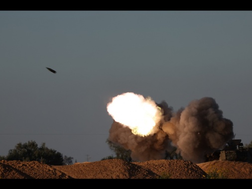 Hamas, combattimenti con truppe israeliane a est di Rafah