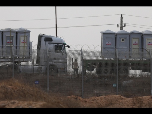 Israele, sirene di allarme al valico di Kerem Shalom