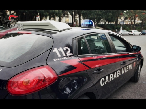 Sgozza e decapita il fratello poi chiama i carabinieri