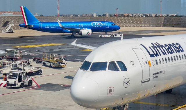 Negli ultimi anni Sea ha puntato sulle compagnie low cost, ma Ita potrebbe volare nuovamente da Malpensa (foto Ansa)