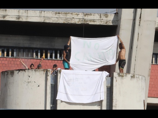Protesta nel carcere di Sollicciano, appiccate le fiamme