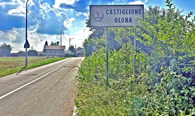 Il luogo dove è avvenuto l’accoltellamento (foto Blitz)