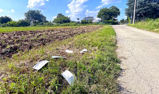 Il luogo dove è stato ritrovato lo straniero ferito con delle coltellate, a Castiglione Olona, al confine con Vedano e Venegono Inferiore (foto Blitz)