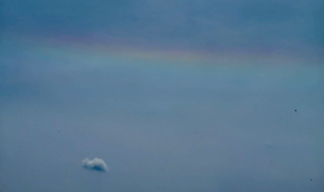L’arcobaleno senza pioggia incanta Comerio