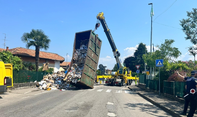 Le operazioni di recupero del cassone