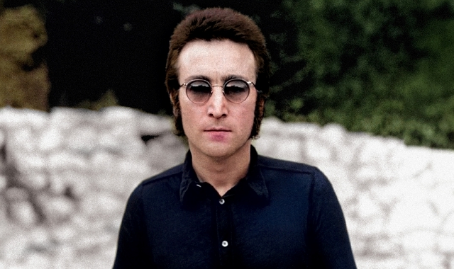 John Lennon alla Lou Alder's house, 1973 (foto Yoko)