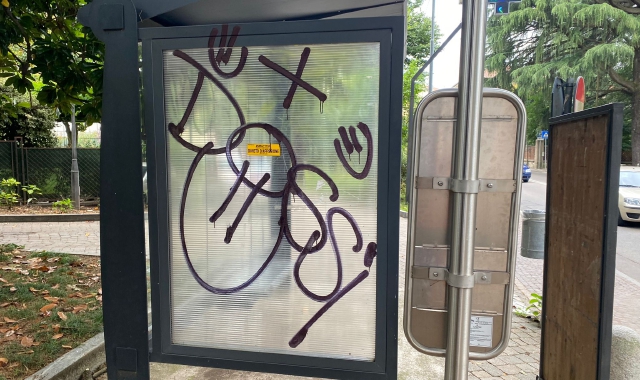 Vandali scatenati a Induno Olona