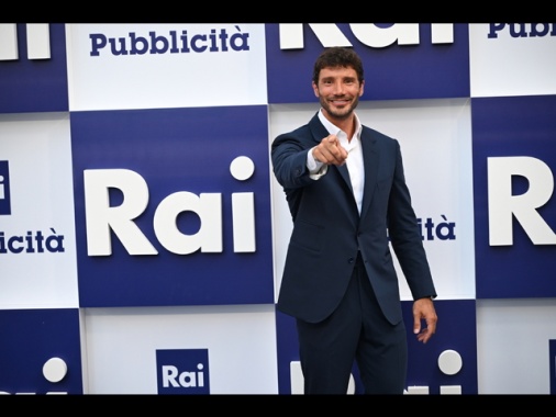 De Martino, amico di Arianna Meloni? Avrei fatto già Sanremo
