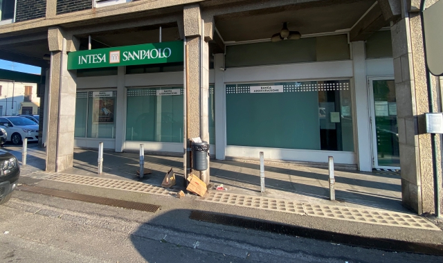 Lo sportello di Sacconago che chiuderà il prossimo ottobre