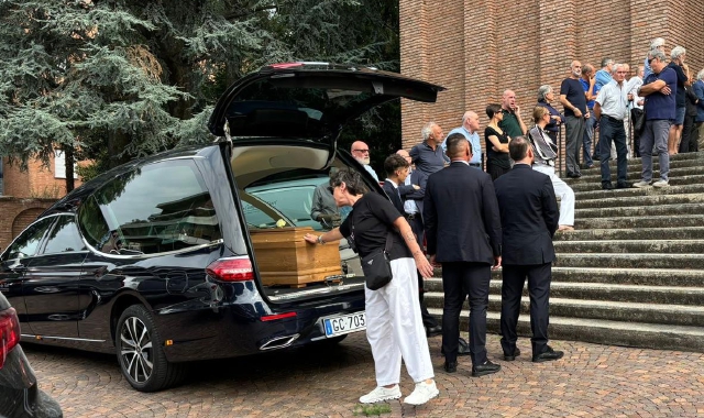 Questa mattina i funerali dell’architetto Jacopo Pavesi (foto Blitz)
