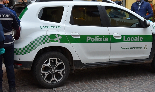 Dieci clandestini in una casa: arriva la Polizia locale