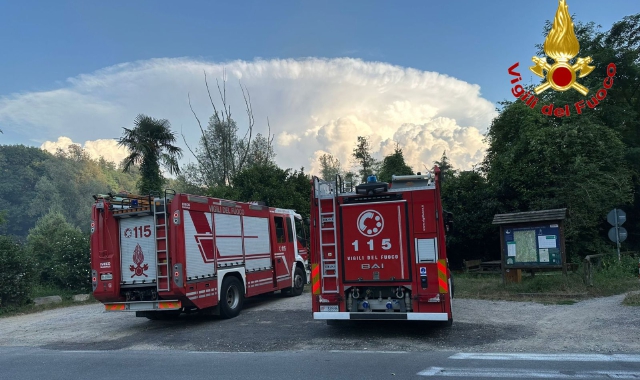 L’intervento dei vigili del fuoco sul posto