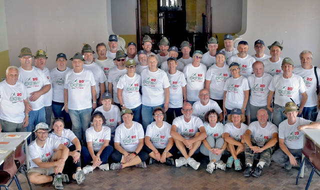 Gli Alpini sono già al lavoro coi preparativi (foto Blitz)