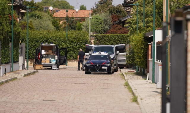 Uccide padre, madre e fratellino: orrore a Paderno Dugnano