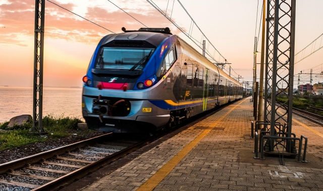 Un treno di Trenitalia (foto Archivio)