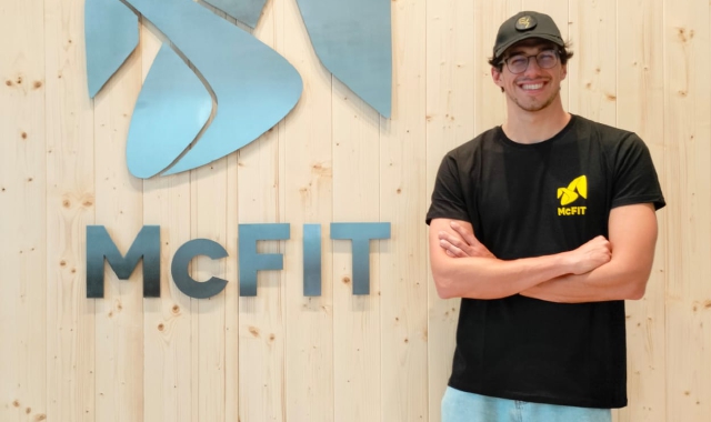 Simone Barlaam alla palestra McFit di Busto Arsizio