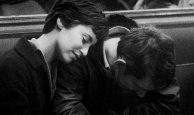 La copertina di “L’amore è una cosa semplice”