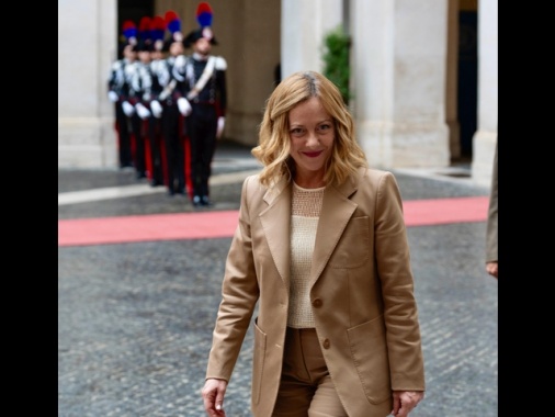 Meloni sull'inchiesta di Bari, il nostro dossieraggio quotidiano
