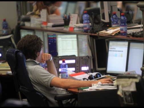 Lo spread Btp-Bund chiude in discesa a 127,6 punti