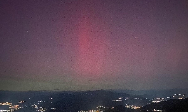 L’aurora boreale incanta Varese