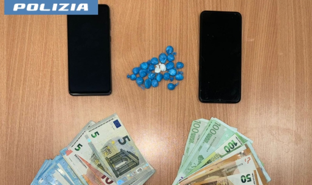 Legnano, spacciatori colti in flagrante