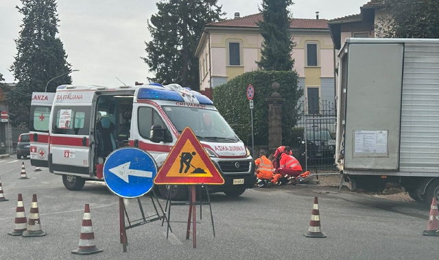 L’intervento dei soccorritori in viale Borri
