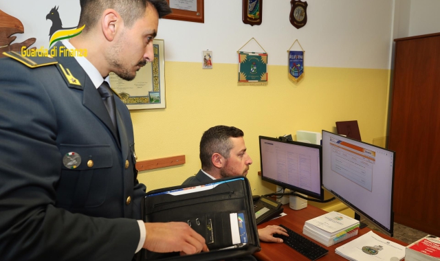 Gallarate, maxi evasione: nei guai associazione che reclutava dipendenti pubblici
