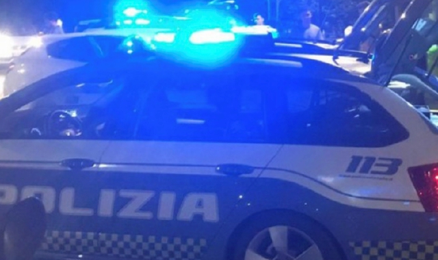 La polizia stradale ha arrestato due albanesi fermati in viale Stelvio: a bordo del furgone avevano 190 grammi di cocaina, a casa un altro chilo e 40mila euro in contanti