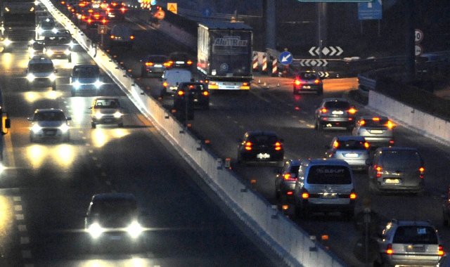 Lavori e chiusure sulla A8 a Castellanza, Origgio e Uboldo