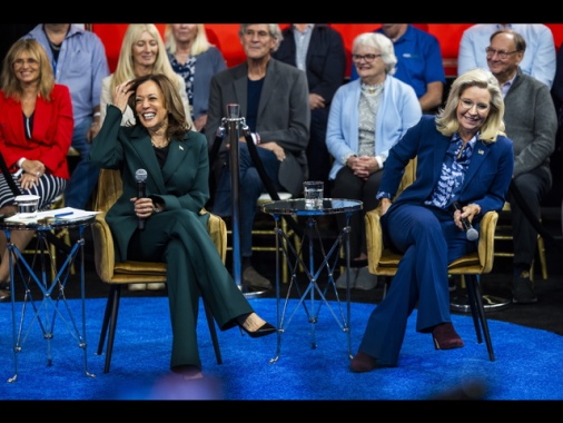 Aperta indagine sulle frasi Trump contro Liz Cheney