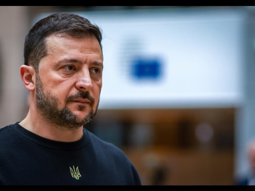 Zelensky, 900 bombe e 500 droni dai russi in una settimana
