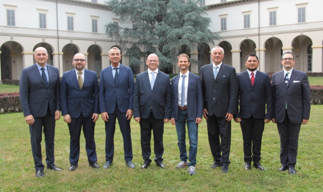 I nuovi diaconi permanenti. Emiliano Gioffredi è il quarto da sinistra