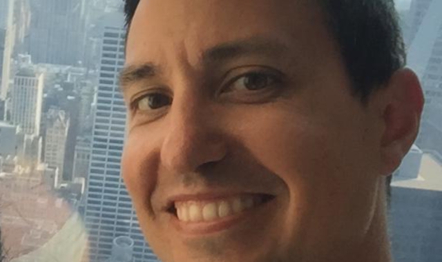 Dustin Farr insegna inglese in diverse scuole dell’Alto Milanese