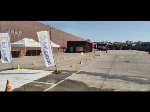 Auto: Ac Roma e Euroma2 insieme per la sicurezza stradale