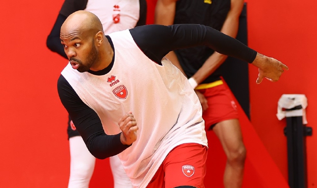 Alex Tyus, classe 1988, debutterà oggi a Scafati con la maglia numero 9 della Pallacanestro Varese (foto Ossola)