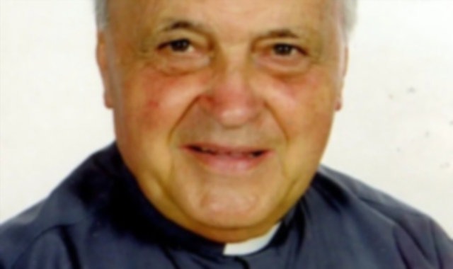 Don Roberto Castelletta, aveva 86 anni