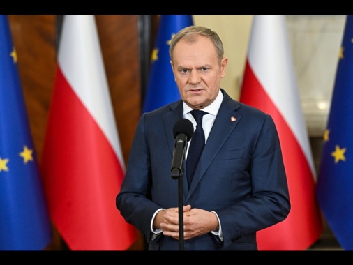 Tusk, la diplomazia telefonica non fermerà Putin