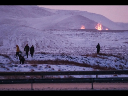 Erutta un vulcano in Islanda, è il settimo in un anno